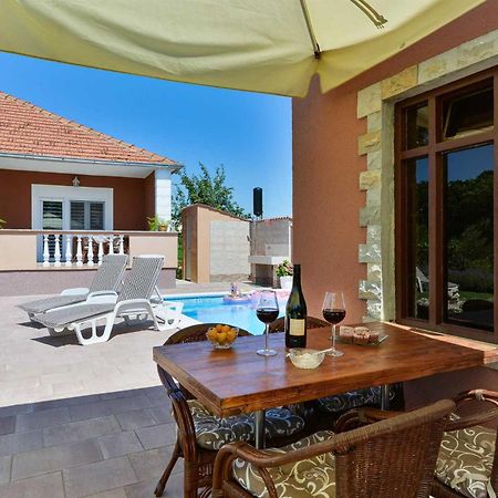 Holiday House Meri, 5+2, Benkovac Exterior photo